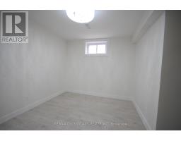 25 Arbutus Crescent, Toronto, ON M1P1W8 Photo 17