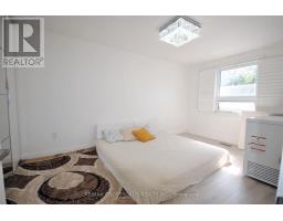 25 Arbutus Crescent, Toronto, ON M1P1W8 Photo 7