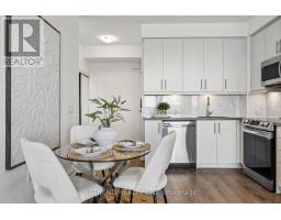 2306 - 105 Oneida Crescent, Richmond Hill, ON L4B0H6 Photo 13