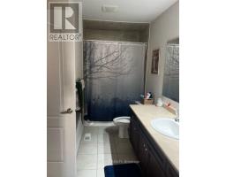 50 Payne Crescent, Aurora, ON L4G0X8 Photo 9