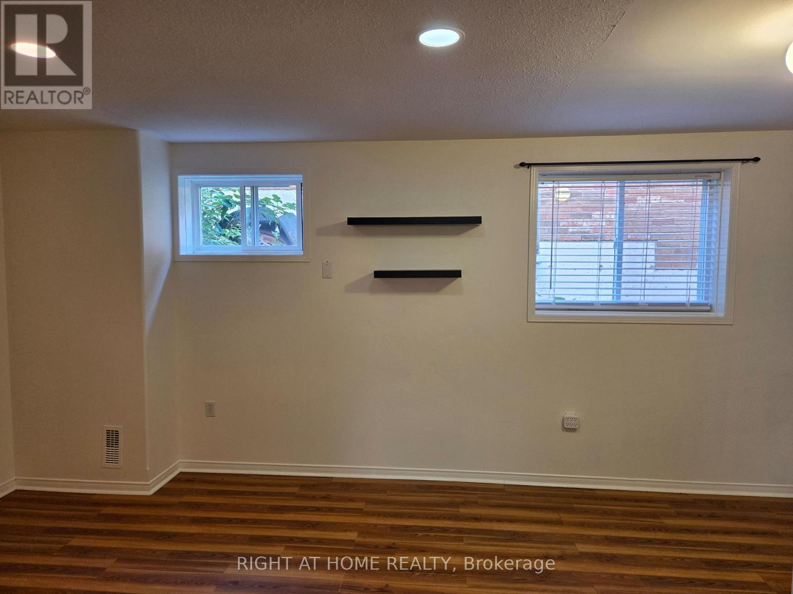 LOWER - 35 FOREST DALE DRIVE, Barrie (Little Lake) — photo 11