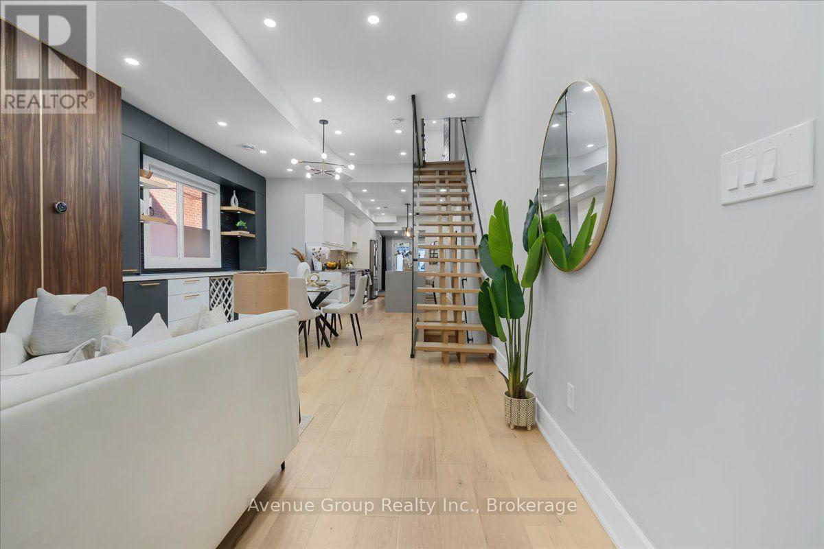 811 DOVERCOURT ROAD - 3