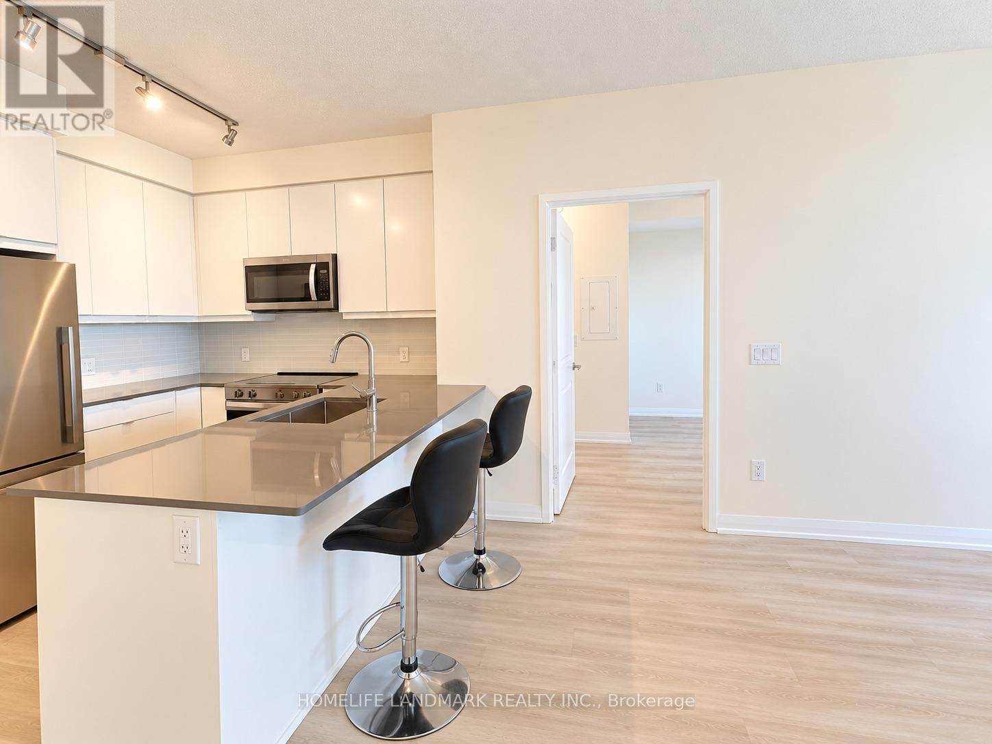 703 - 3260 SHEPPARD AVENUE E, Toronto (L'Amoreaux) — photo 5