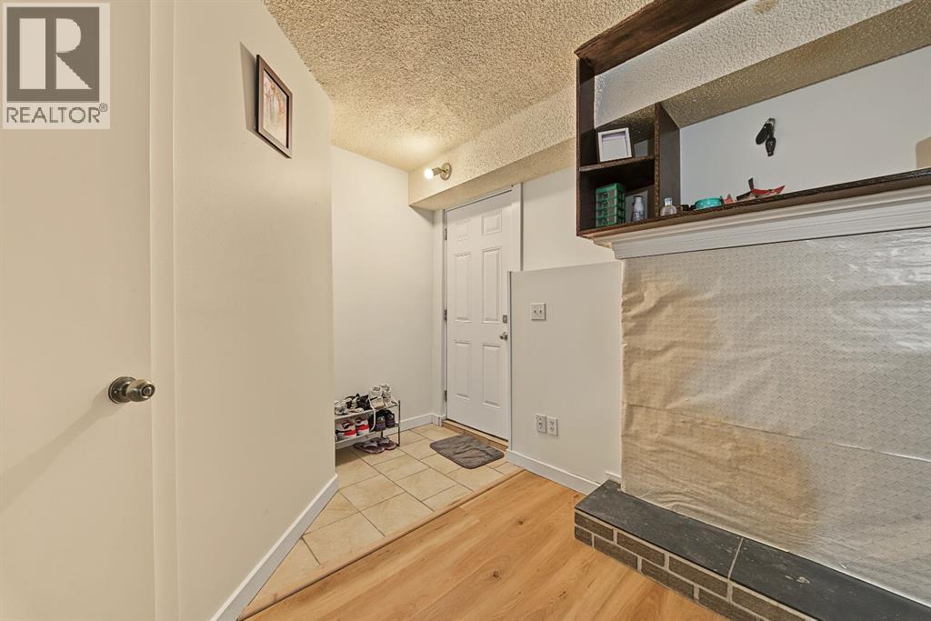 310 Castleridge Drive NE - photo 26