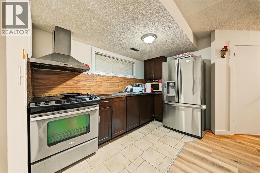 310 Castleridge Drive NE - photo 28