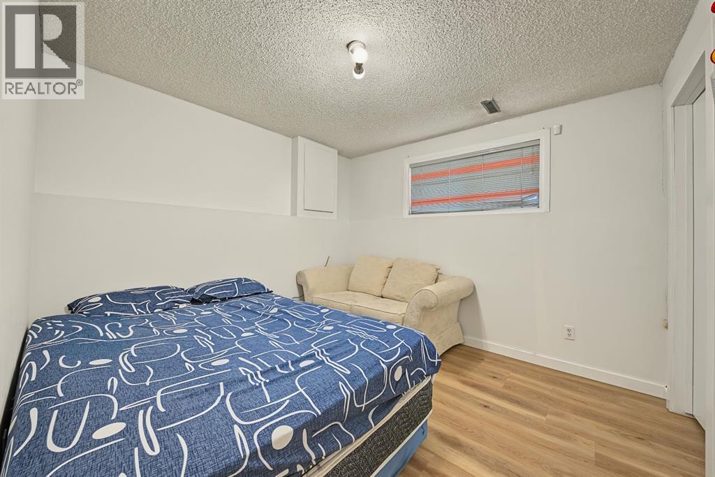 310 Castleridge Drive NE - photo 30