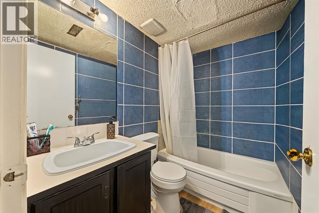 310 Castleridge Drive NE - photo 31