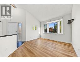 Bedroom - 310 Castleridge Drive Ne, Calgary, AB T3J3C4 Photo 10