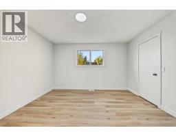 310 Castleridge Drive Ne, Calgary, AB T3J3C4 Photo 18