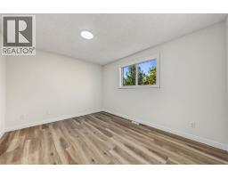 310 Castleridge Drive Ne, Calgary, AB T3J3C4 Photo 21