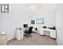 14954 Mt Mckenzie Drive Se, Calgary, AB T2Z2L4 Photo 33