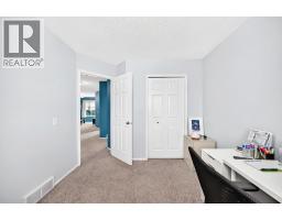 14954 Mt Mckenzie Drive Se, Calgary, AB T2Z2L4 Photo 34