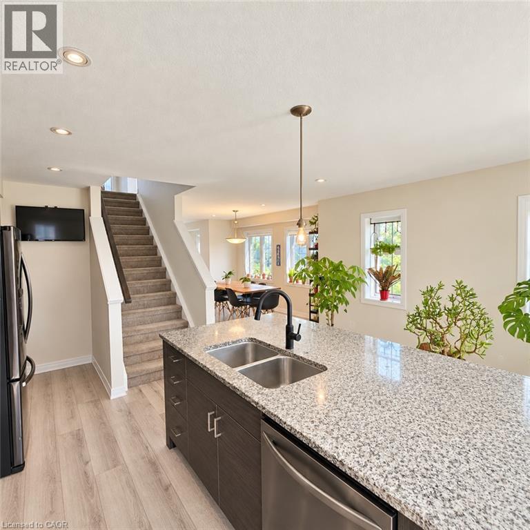 311 WOOLWICH Street Unit# 17, Waterloo — photo 8