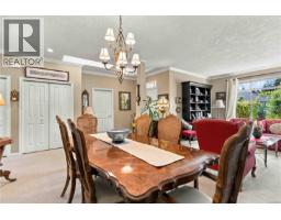 Family room - 2409 Poplar Dr, Sooke, BC V9Z0Y5 Photo 7