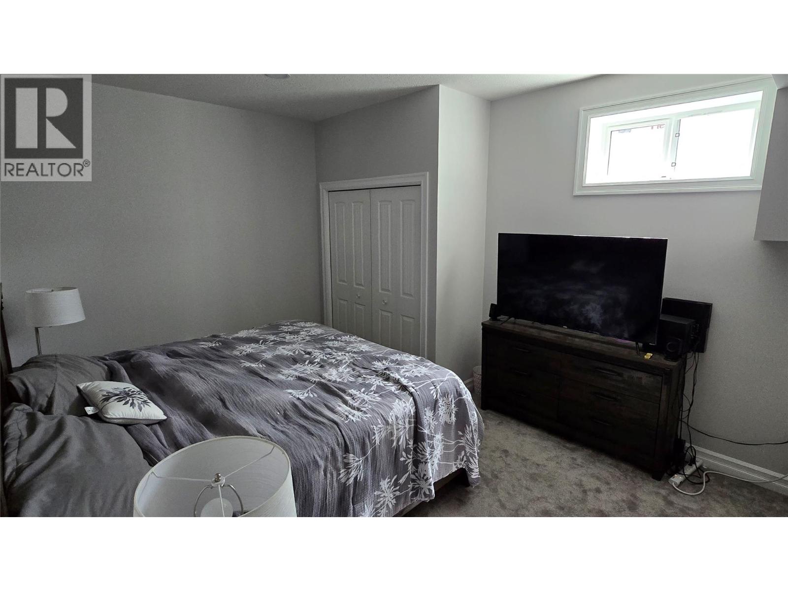9108 8 Street - 13