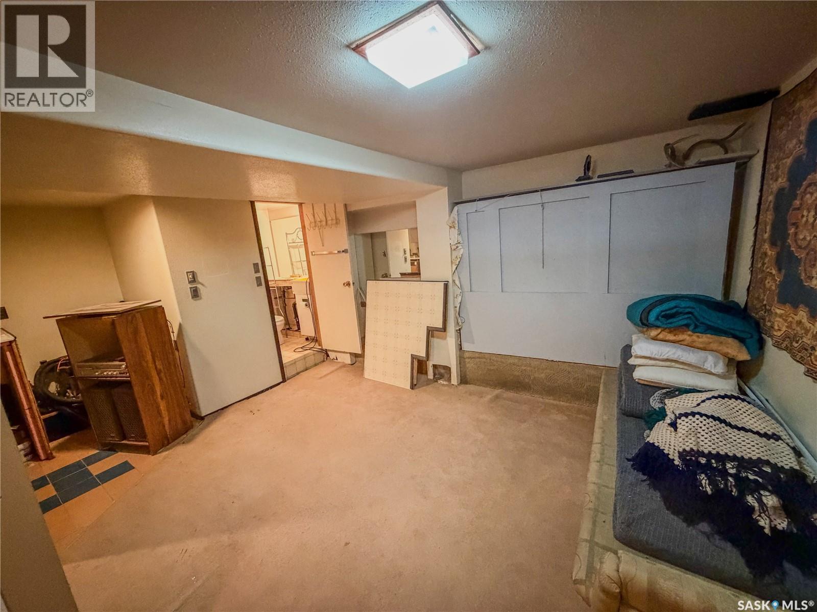466 6th AVENUE W, Melville — photo 33