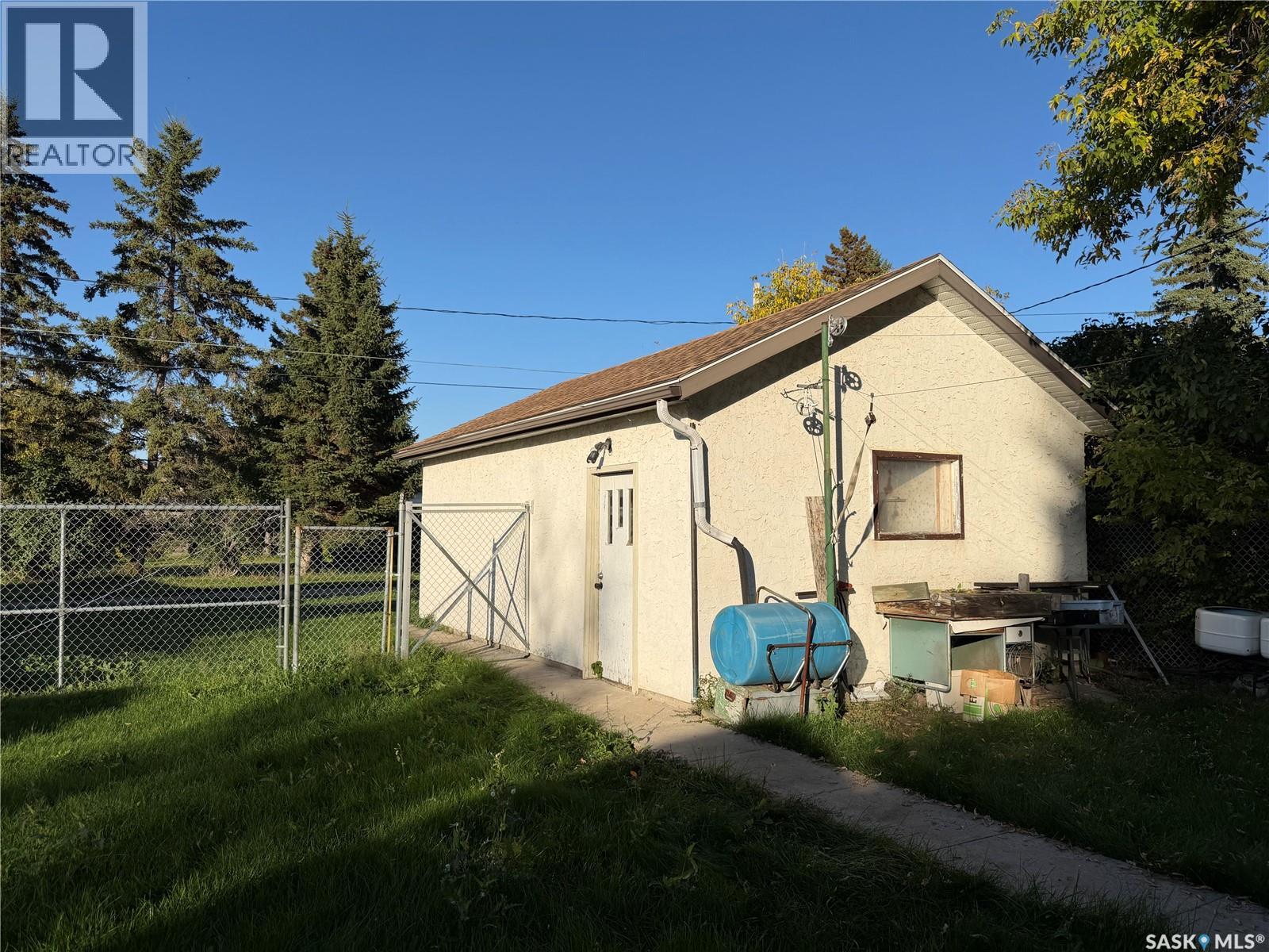 466 6th AVENUE W - Image 41