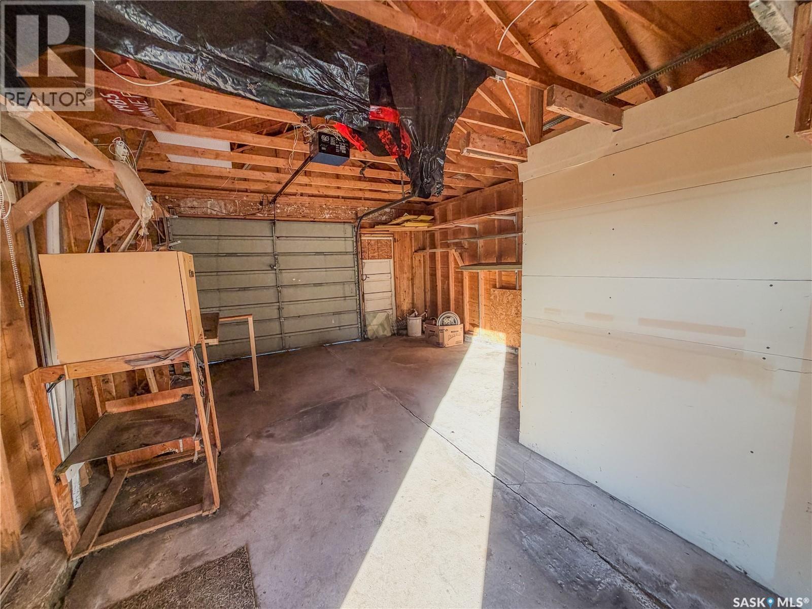 466 6th AVENUE W - Image 44