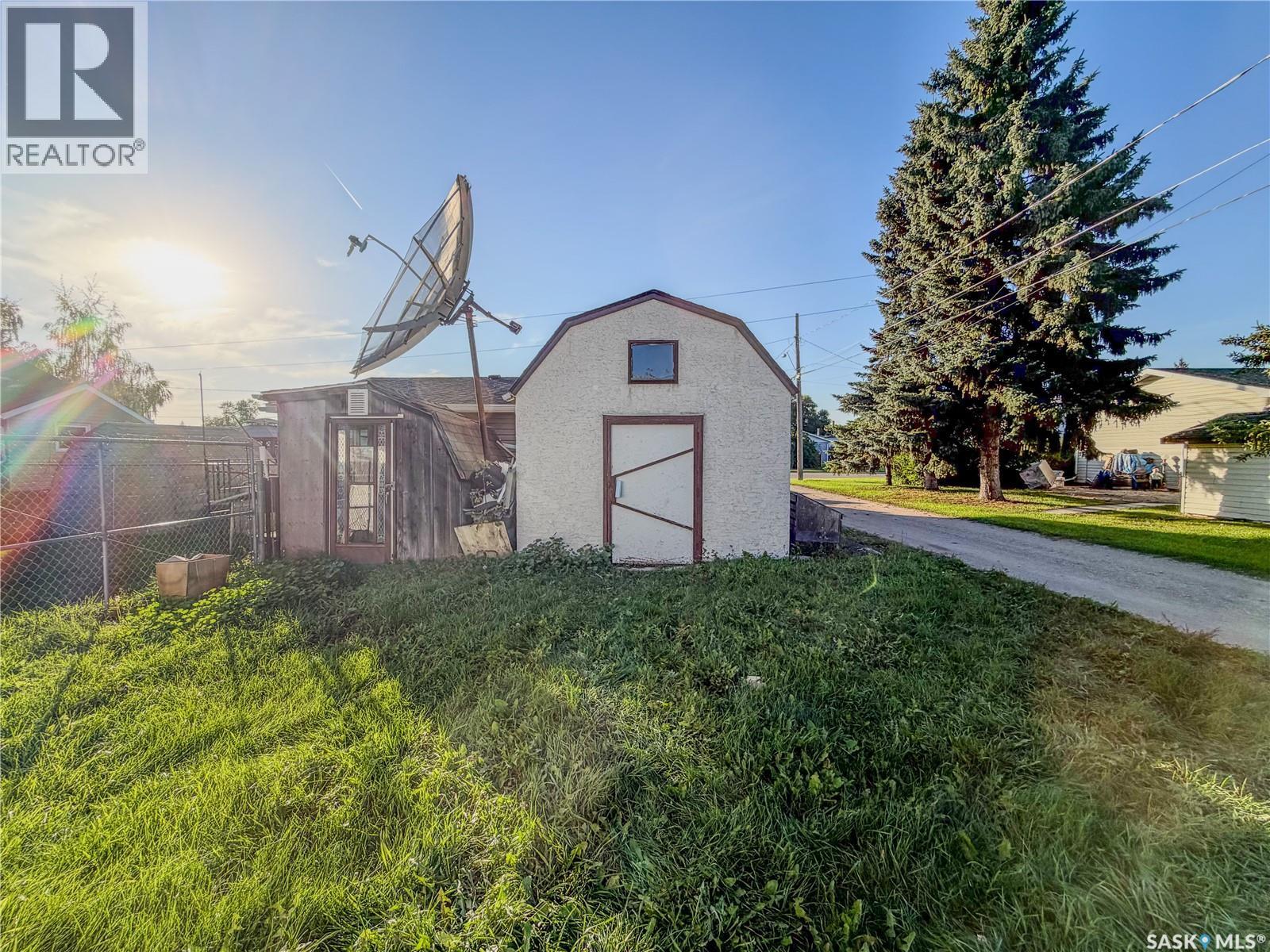 466 6th AVENUE W - Image 45