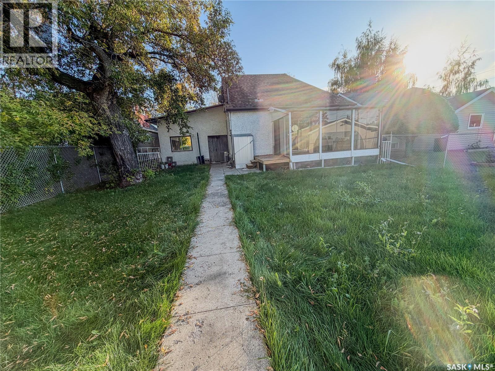 466 6th AVENUE W - Image 47