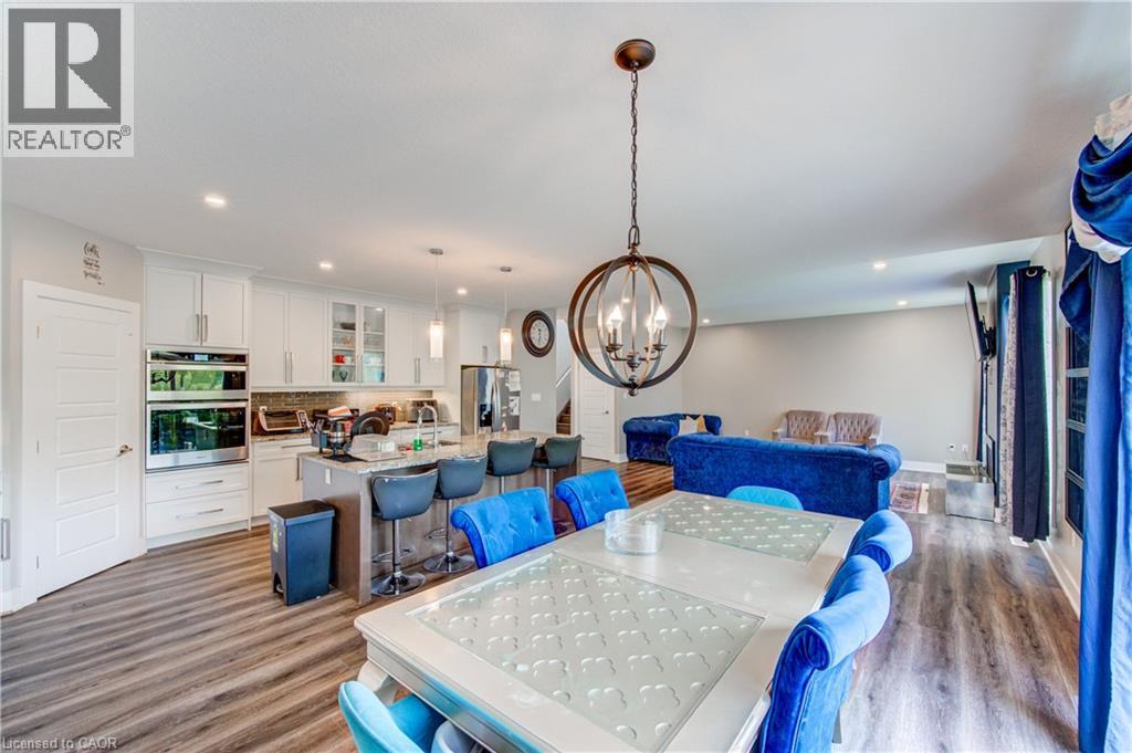 7 MCPHERSON Court - 17