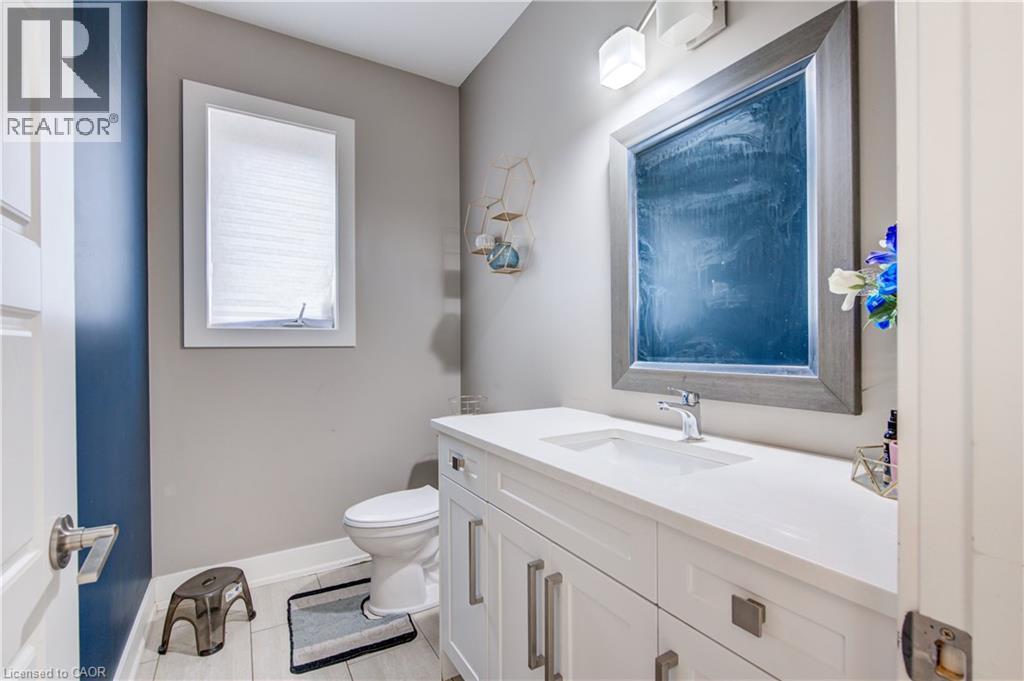 7 MCPHERSON Court, Lyndhurst — photo 4