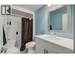 7 Mcpherson Court, Lyndhurst, ON N5P0E5 Photo 35