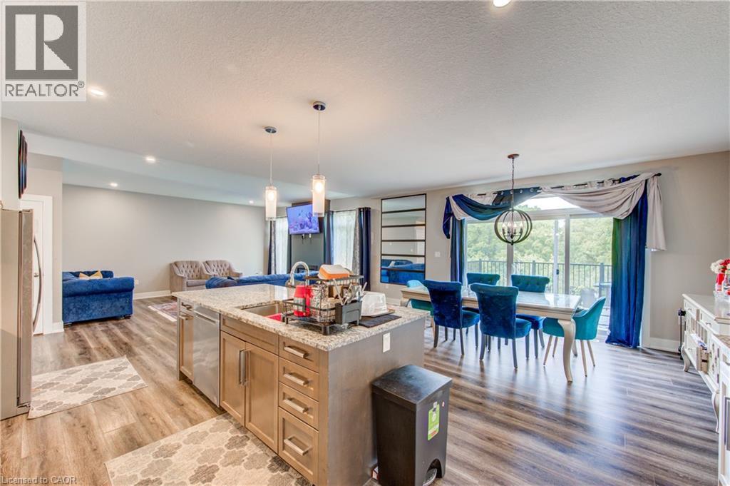 7 MCPHERSON Court - 15