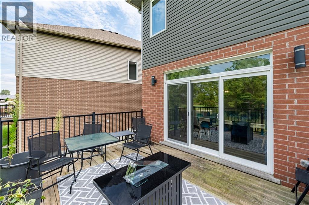 7 MCPHERSON Court - 42