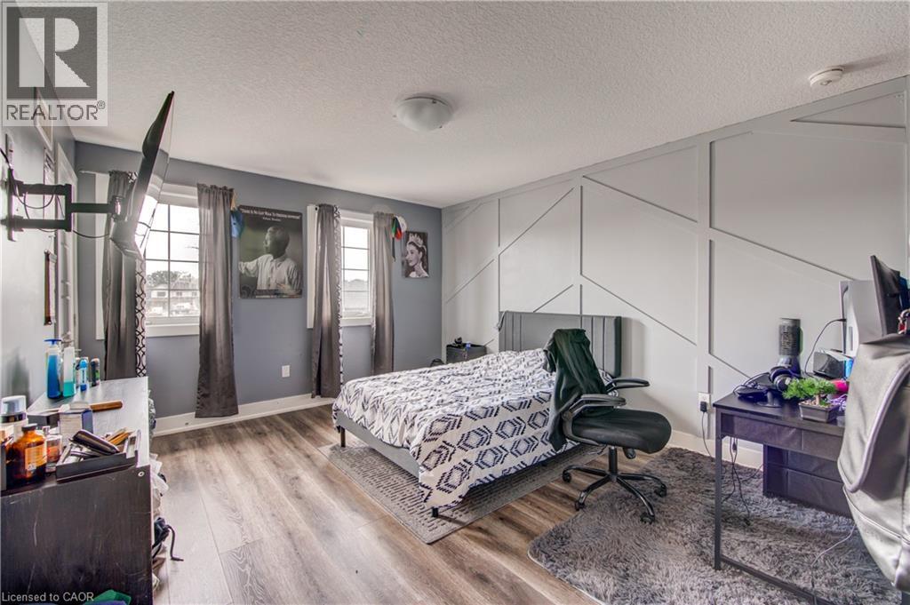 7 MCPHERSON Court - 20