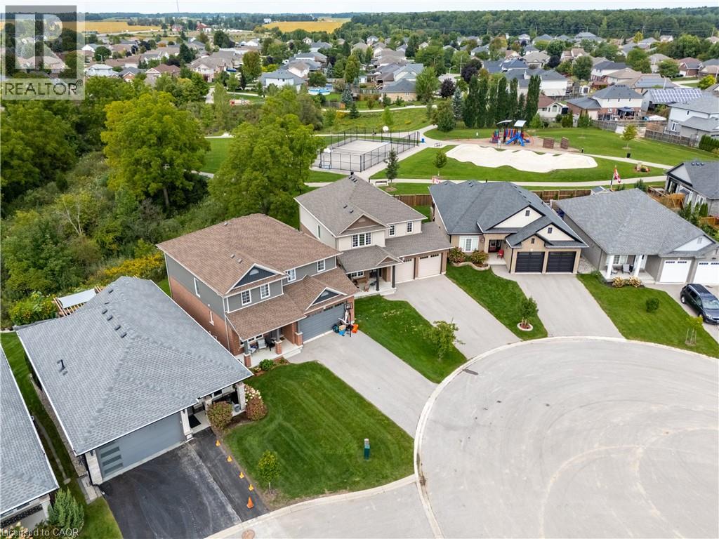 7 MCPHERSON Court - 44