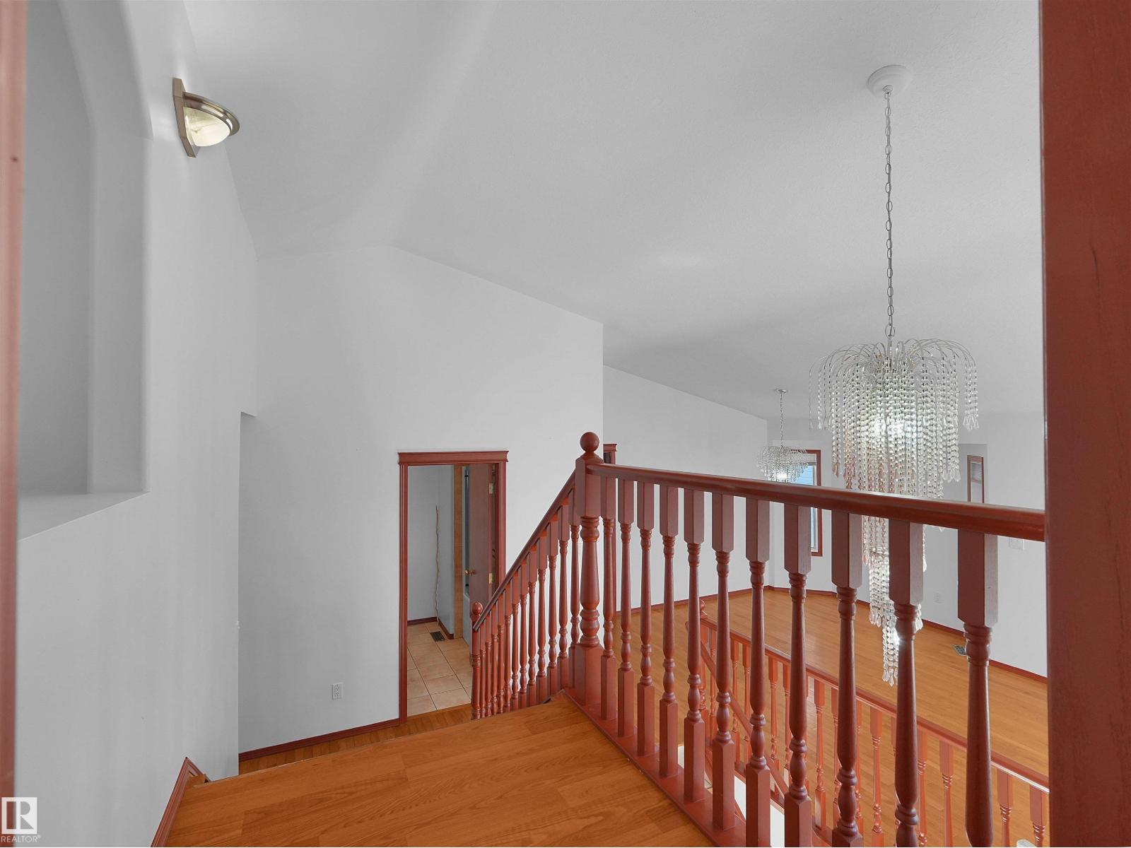 2832 36B AV NW - 43