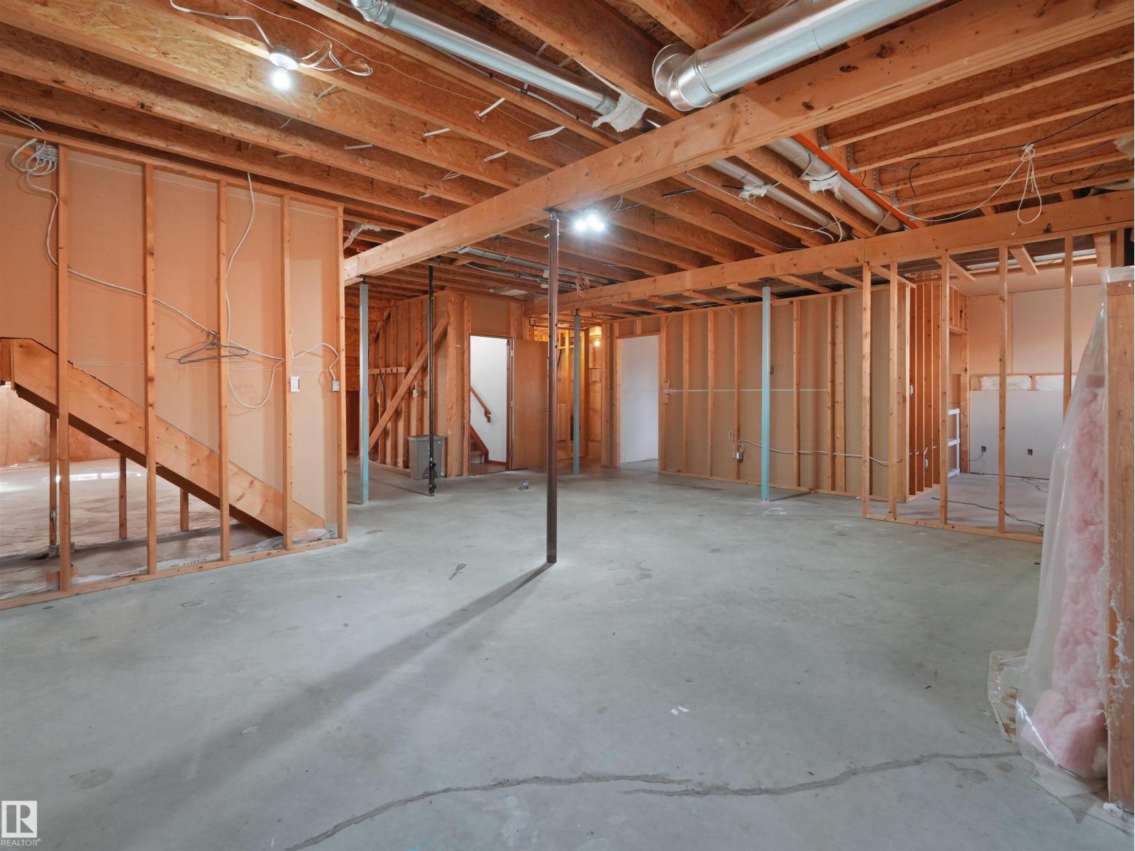2832 36B AV NW - 59