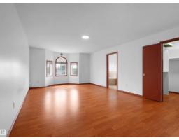 2832 36b Av Nw, Edmonton, AB T6T1N4 Photo 44