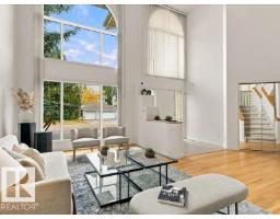 445 Osborne Cr Nw, Edmonton, AB T6R2C3 Photo 12