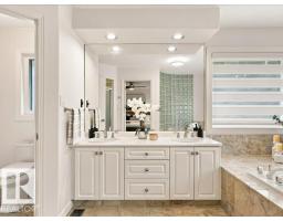 445 Osborne Cr Nw, Edmonton, AB T6R2C3 Photo 30