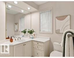 445 Osborne Cr Nw, Edmonton, AB T6R2C3 Photo 40