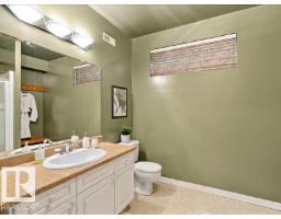 445 Osborne Cr Nw, Edmonton, AB T6R2C3 Photo 48