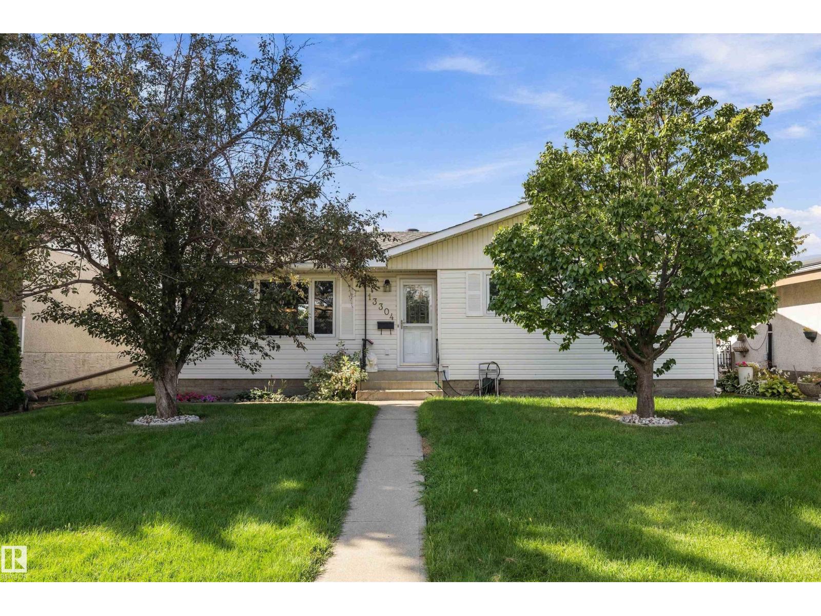 13304 73 ST NW - 1