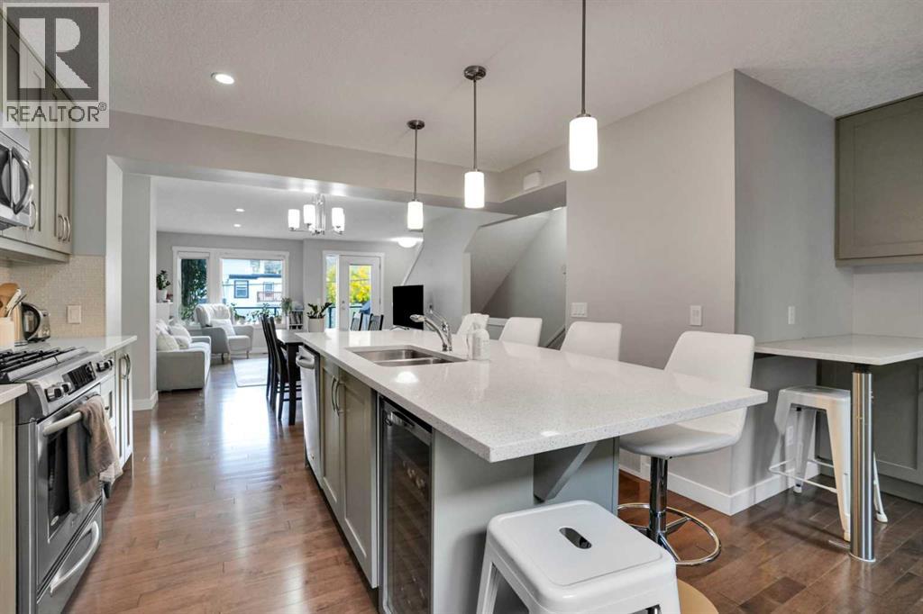 113, 28 Mcdougall Court NE - photo 12