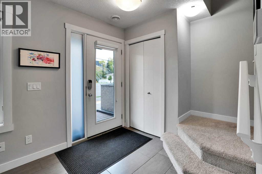 113, 28 Mcdougall Court NE - photo 2