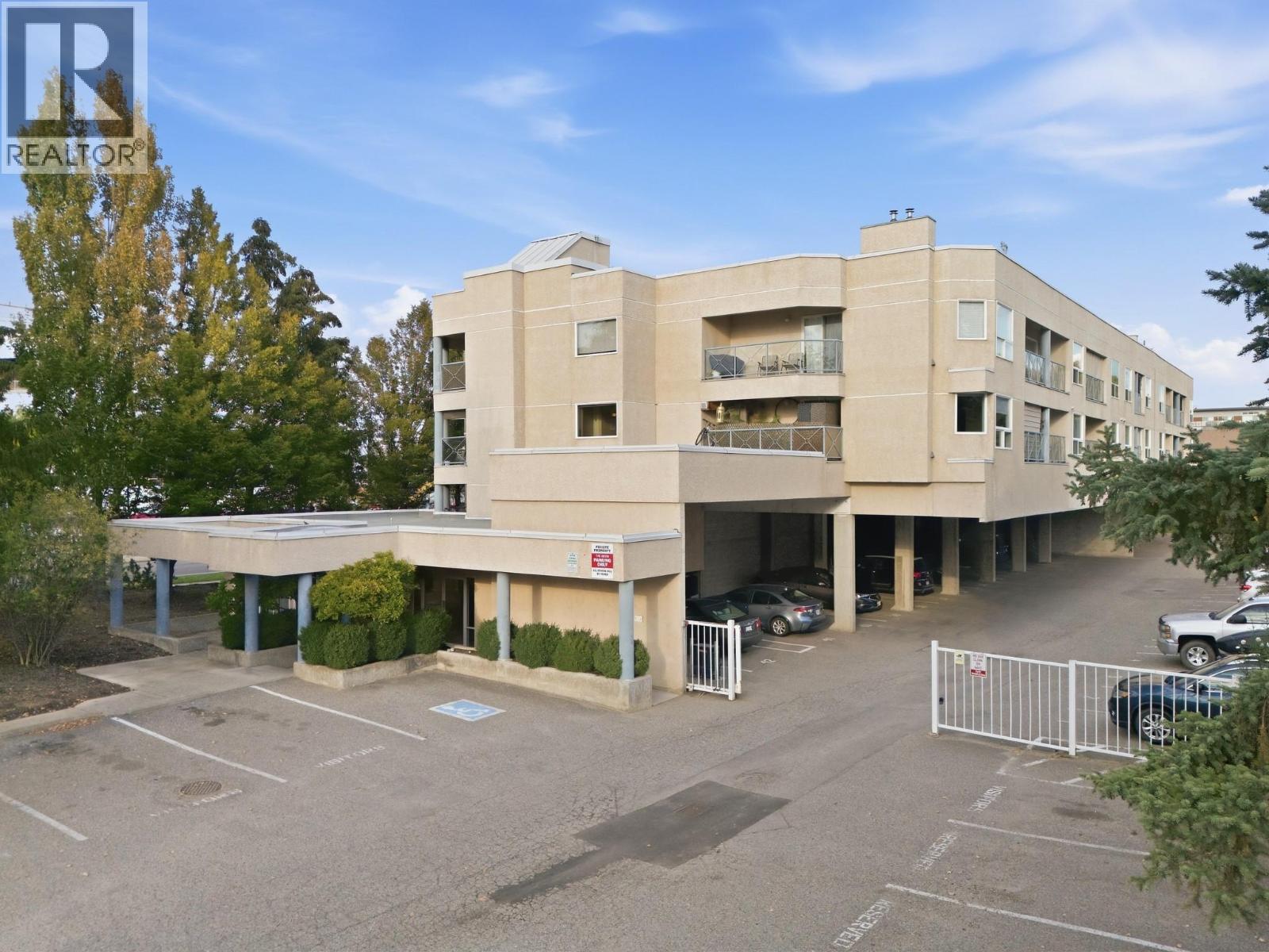 3115 De Montreuil Court, Kelowna