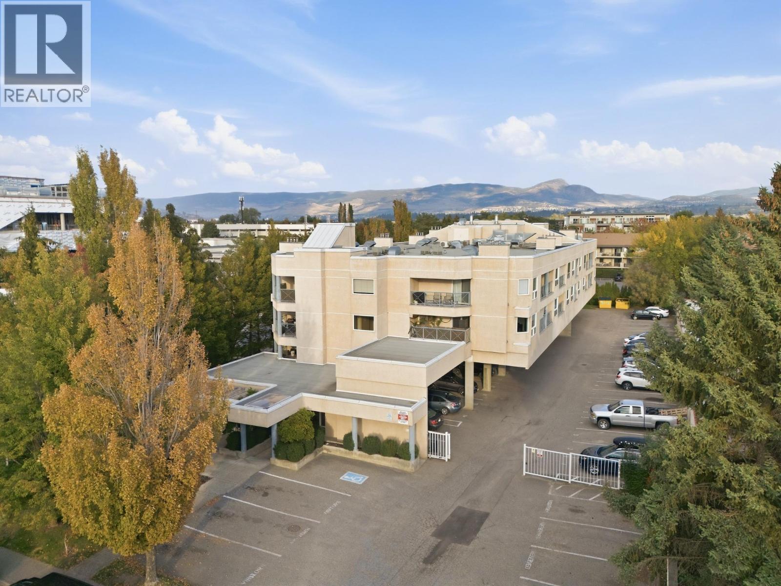 3115 De Montreuil Court, Kelowna