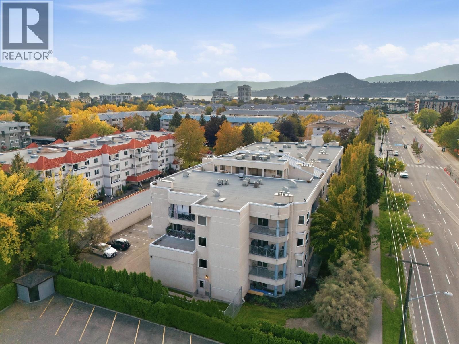 3115 De Montreuil Court, Kelowna
