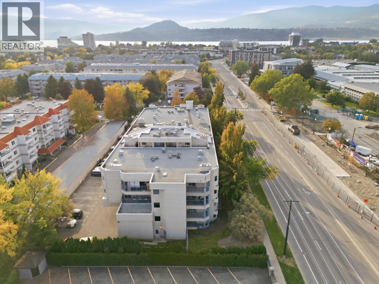 3115 De Montreuil Court, Kelowna