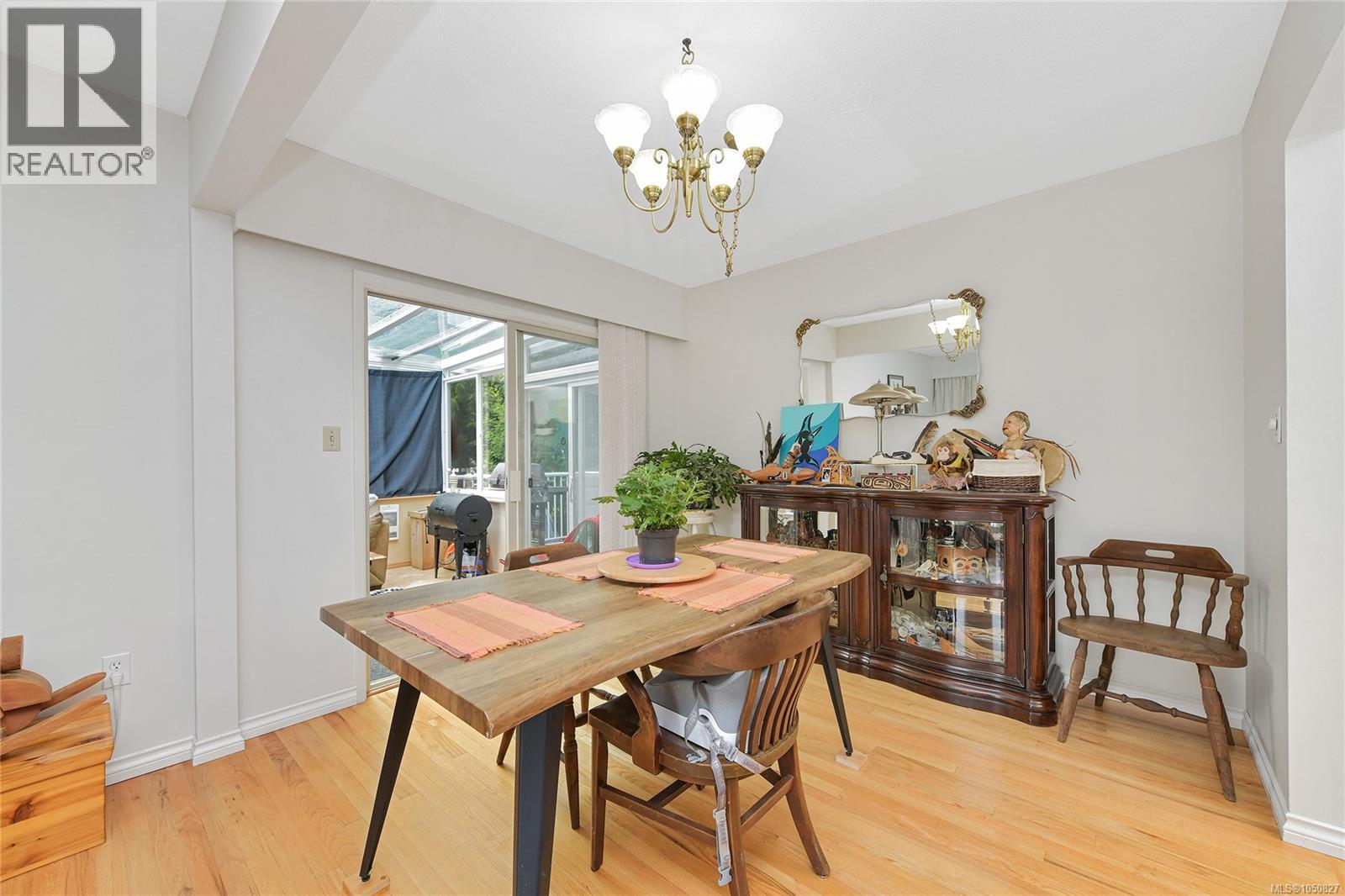 3058 CAROLA Pl - 7