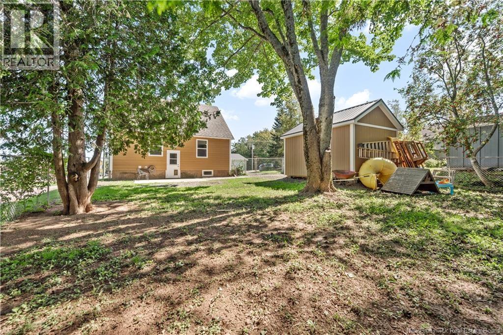 401 Montgomery Avenue - 21