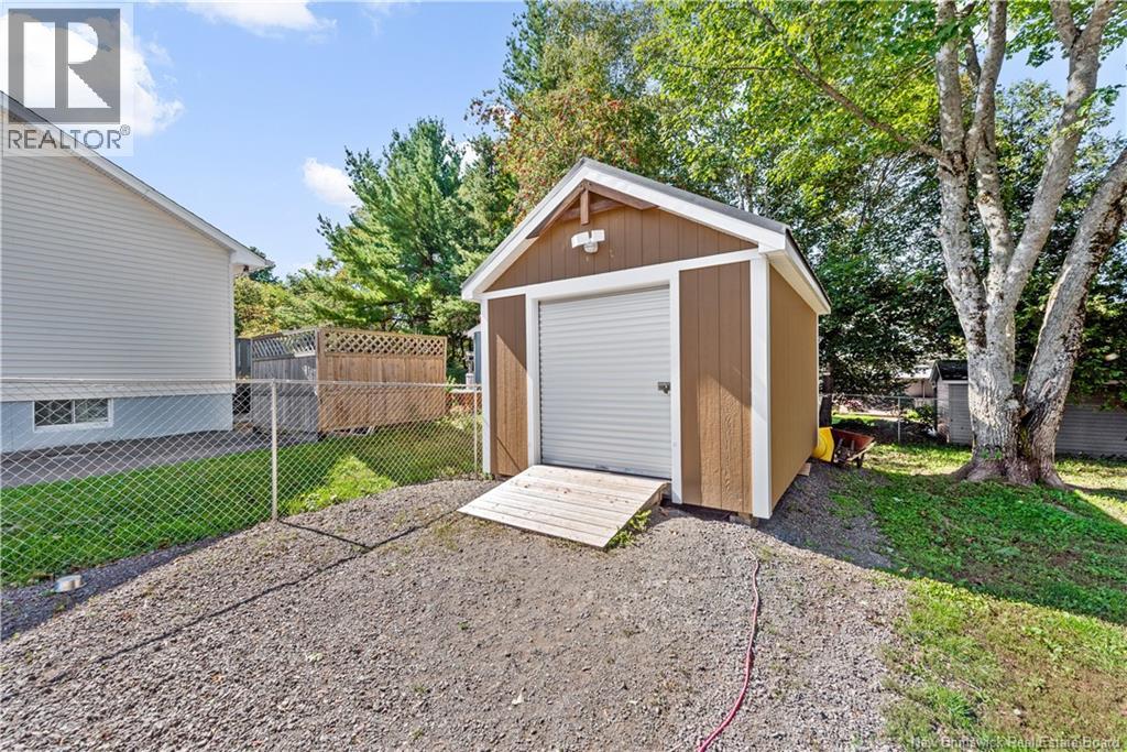 401 Montgomery Avenue - 27