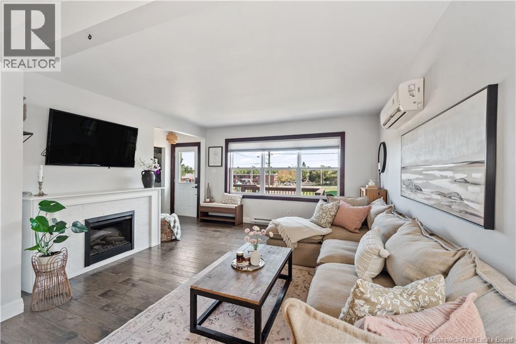 401 Montgomery Avenue - 7