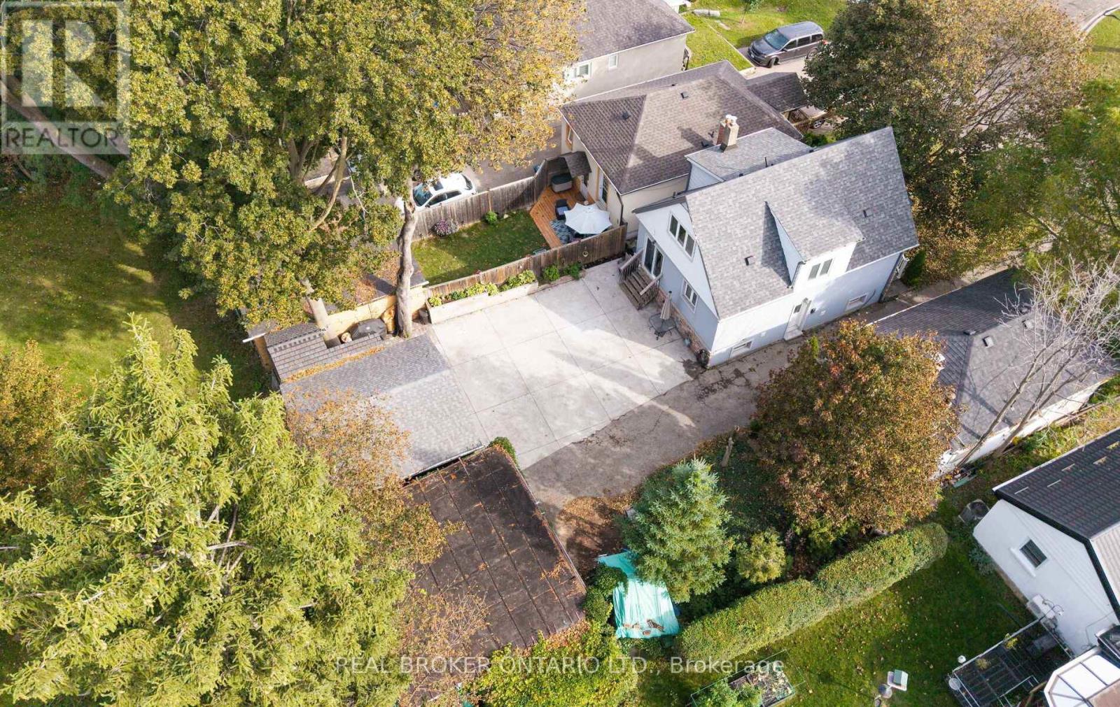 Photo of 26 Roxaline Street